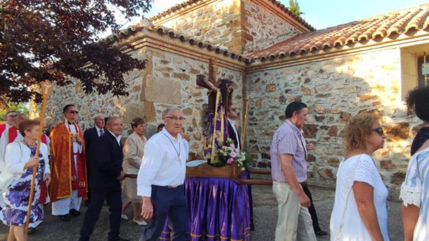 Devoción al Cristo en Morales de Rey