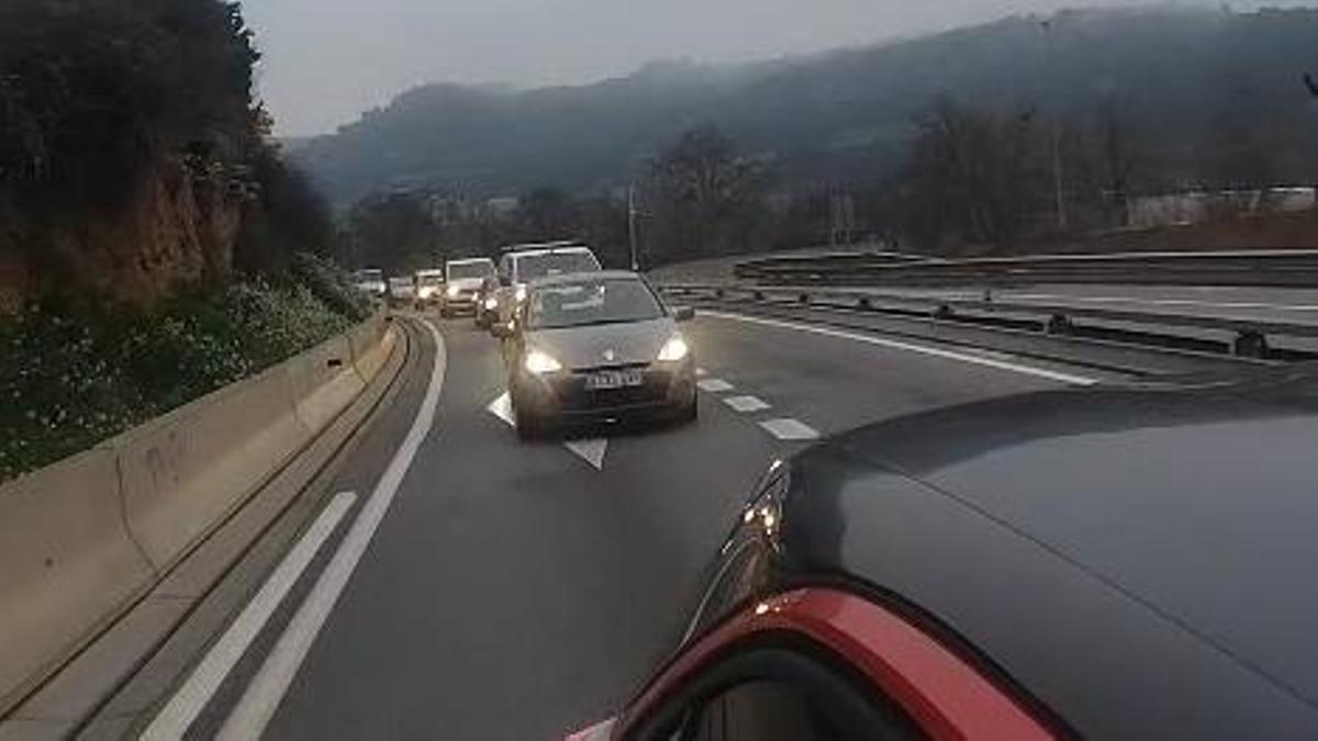 Video de la marxa lenta a la C-55 dels centres de Castellbell, Castellgalí i SantVicenç