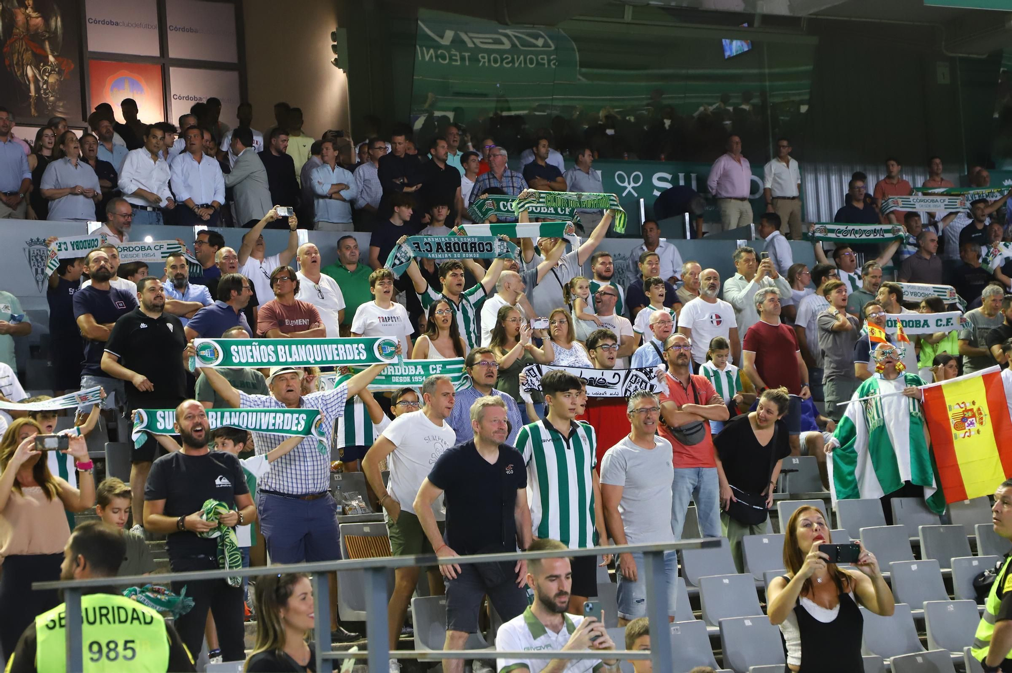 Córdoba CF - Ibiza : las imágenes de la afición en El Arcángel