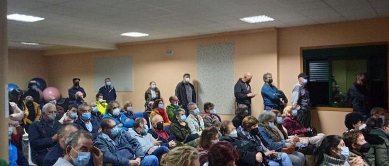 Asistentes a la asamblea. | FDV