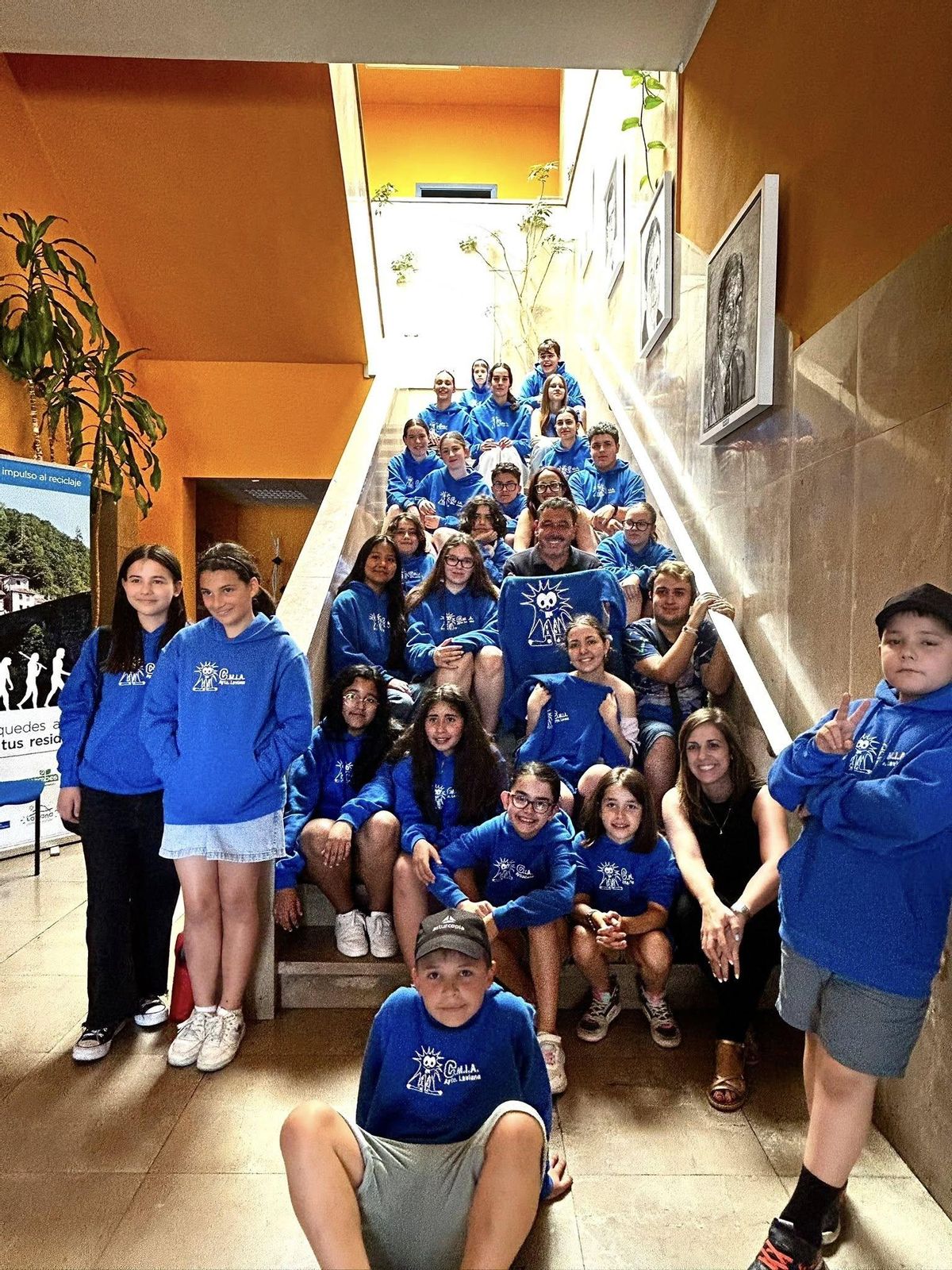Una reciente visita del Consejo de la Infancia y la Adolescencia al Ayuntamiento de Laviana.