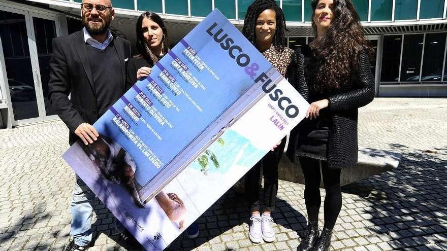 Roberto Oliveira, Lara R. Peña, Camille Hédouin y Cristina Fiaño, ayer, en la presentación. // Bernabé/J. Lalín