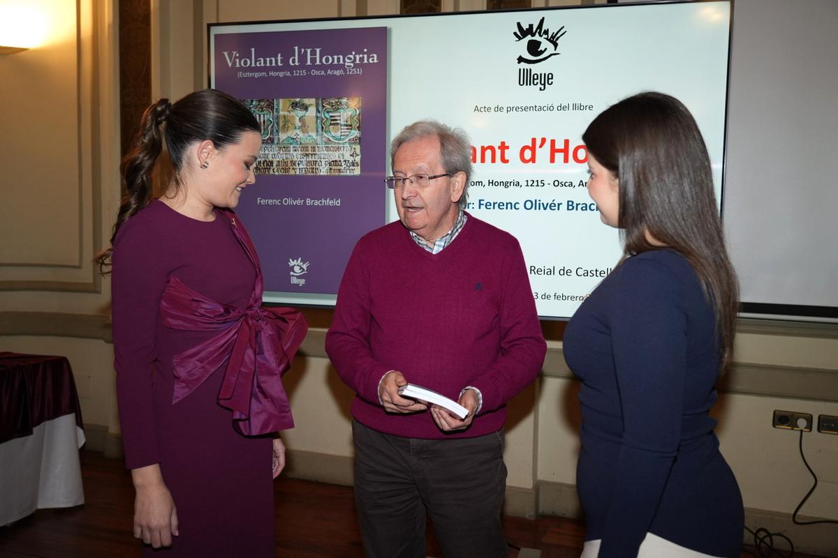 Galería de imágenes: La Ordre Bellatora reúne las joyas de 22 Na Violants de la historia de la Germandat