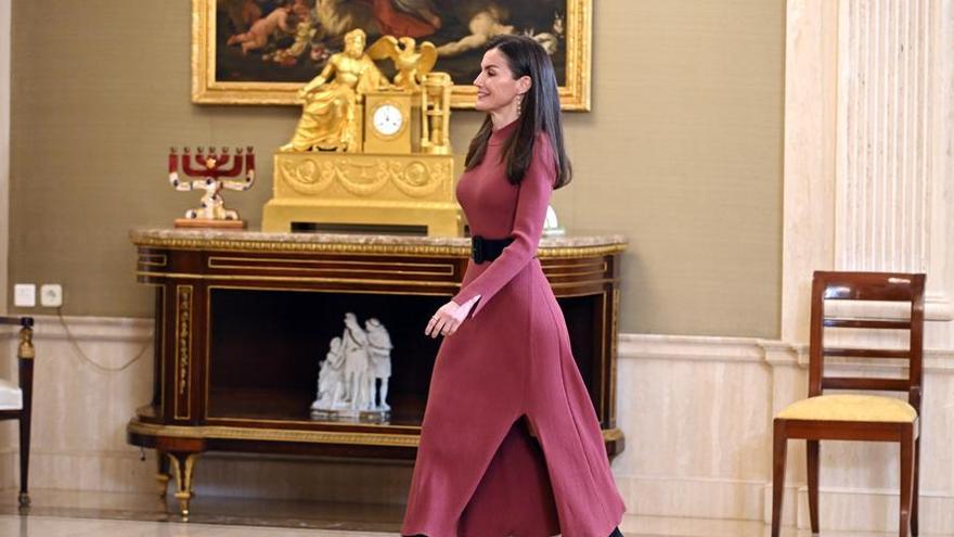 La Reina Letizia, nuevo guiño a los afectados por la DANA con este vestido de Algemesí
