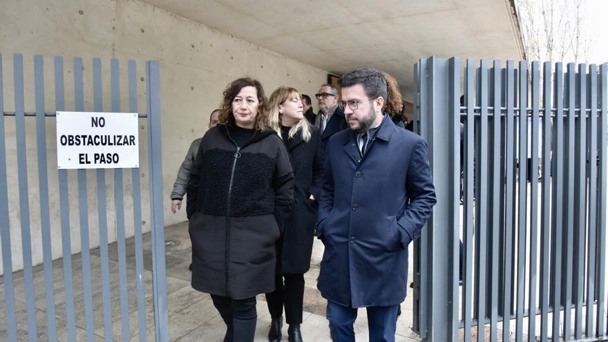 Familiares, compañeros y autoridades despiden a Agustí Villaronga en una ceremonia en Barcelona