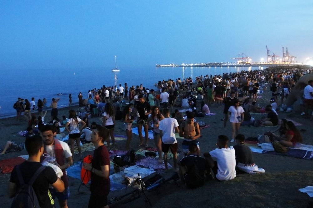 Las playas de Málaga celebran la noche de San Juan