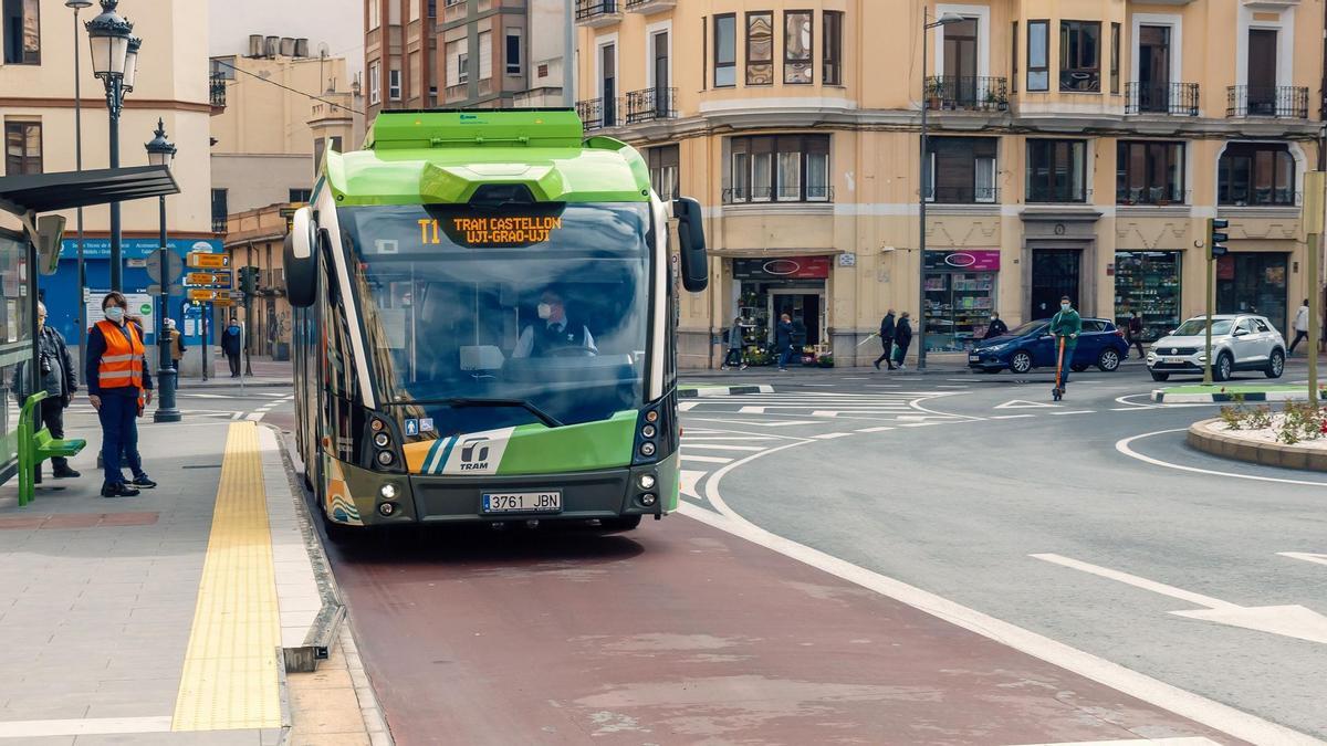 El TRAM verá ampliados sus horarios con ocasión de los carnavales del Grau de Castelló este fin de semana.