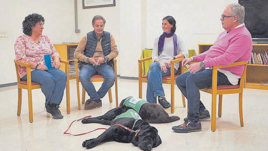 ‘A porta aberta’ amosa o traballo terapéutico dos cans da Asociación Ramalladas na TVG2