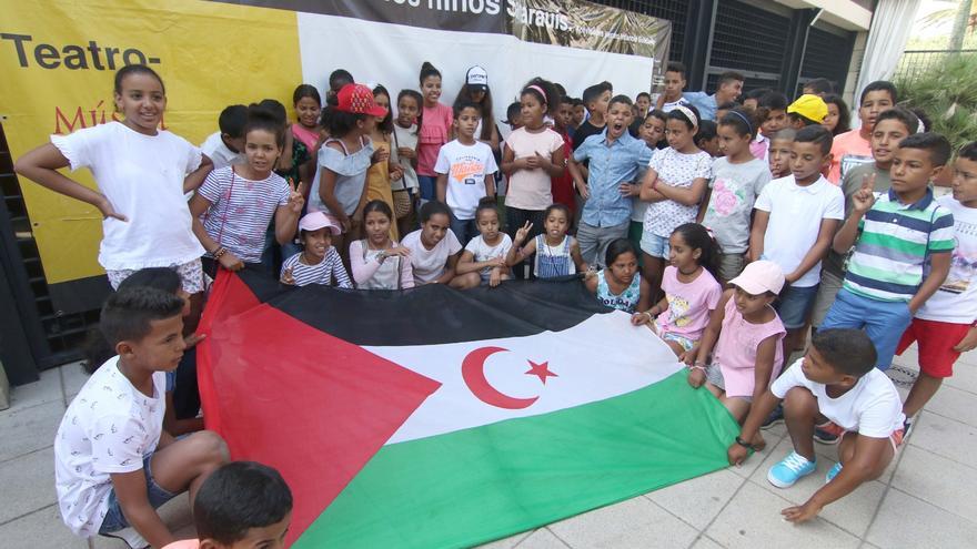 Las familias que acogerán este verano a 117 niños saharauis en Córdoba cuentan las horas para su llegada