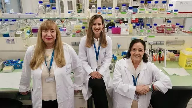 Mujeres investigadoras frente al techo de cristal en la ciencia