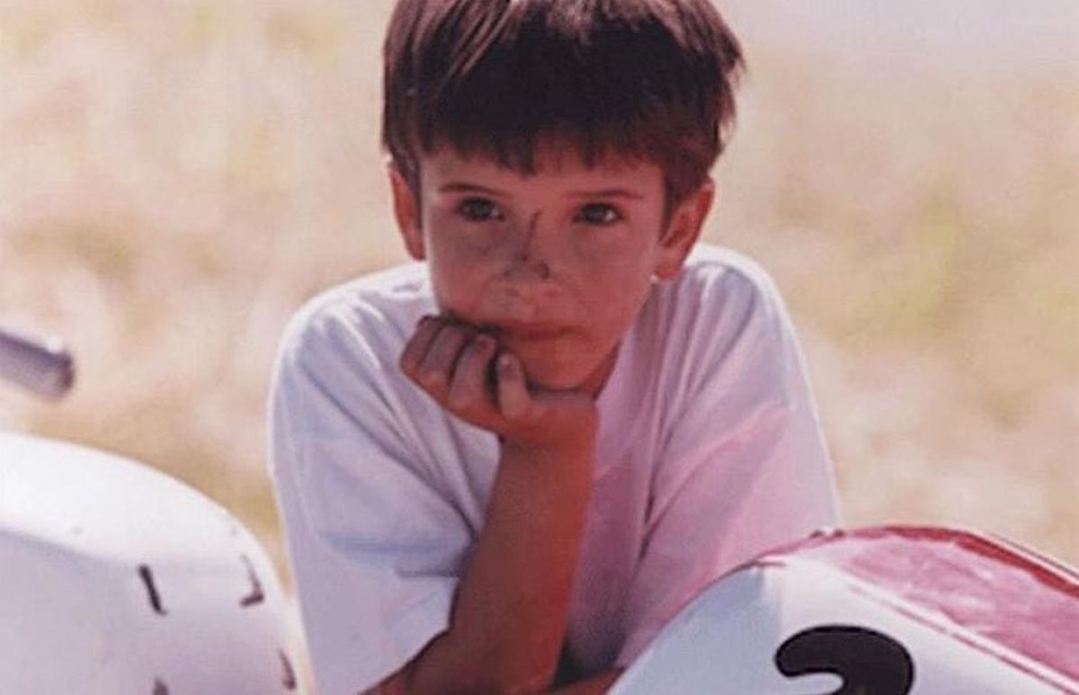 Àlex Márquez de niño, cuando se empezó a interesar por las motos.