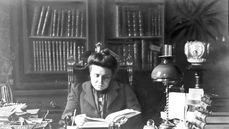 8M, ¿la mujer médica también debe celebrarlo?