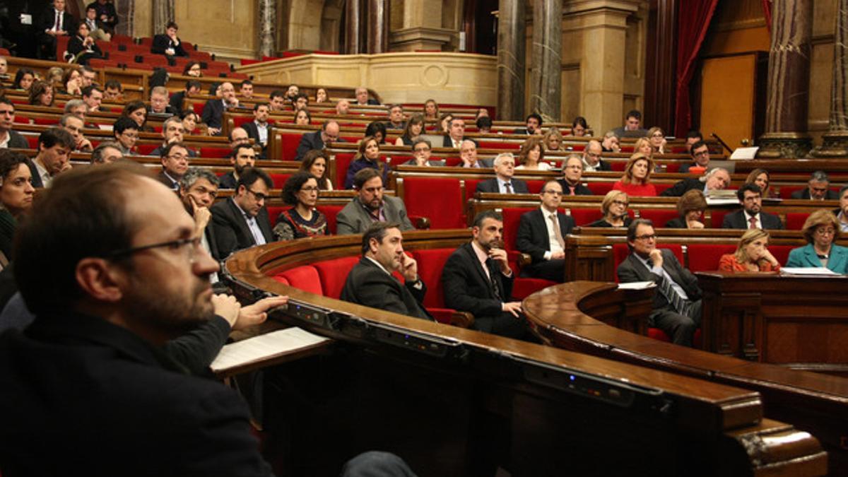 El Parlament pide a la Fiscalía que revise la sentencia del 4-F