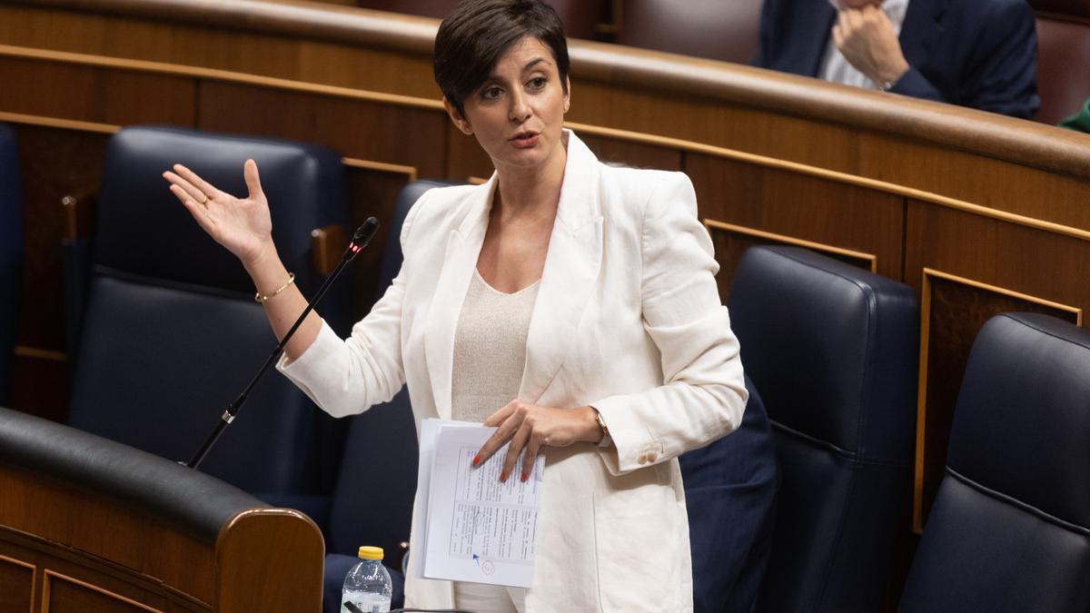 Archivo - La ministra de Vivienda, Isabel Rodríguez, en el Congreso de los Diputados, a 19 de junio de 2024, en Madrid (España).