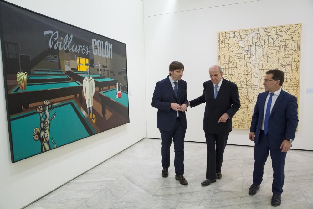 Plácido Arango acude junto a Javier Fernández a la inauguración de su exposición en el Bellas Artes