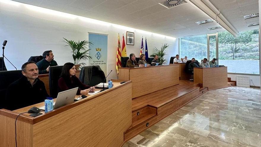 Enfrentamiento en el pleno de Sant Joan por la falta de seguridad vial en Sant Miquel