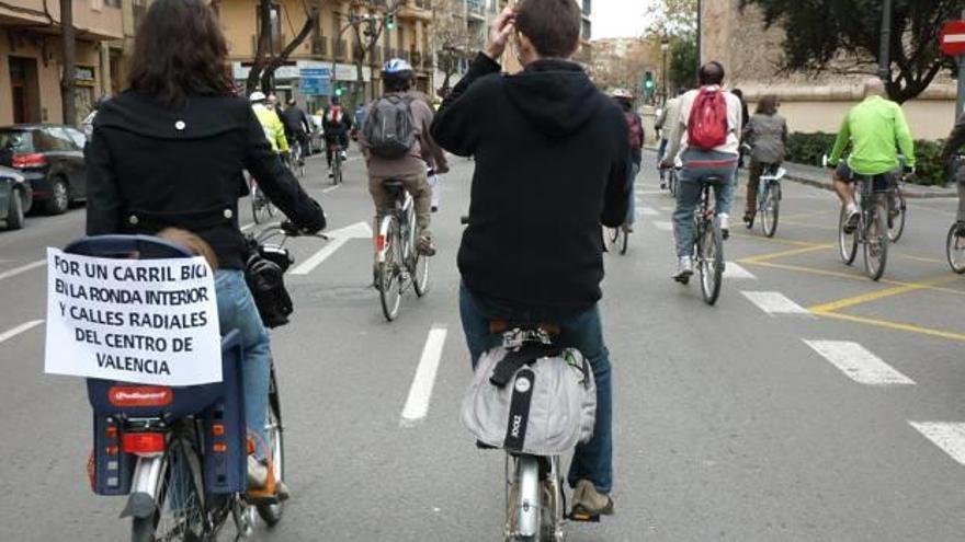 El PP critica que el carril bici interior siga parado