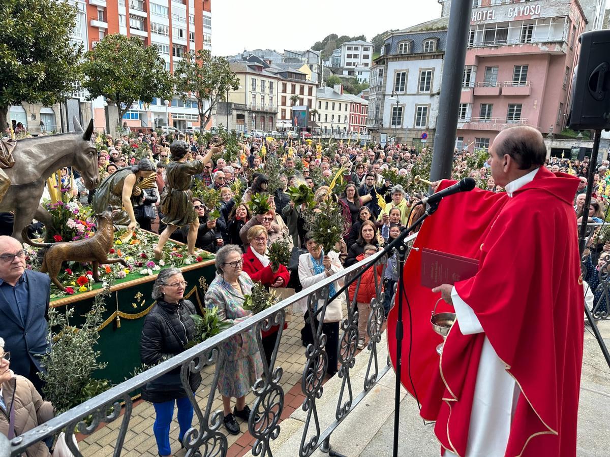 La bendición de Ramos en Luarca