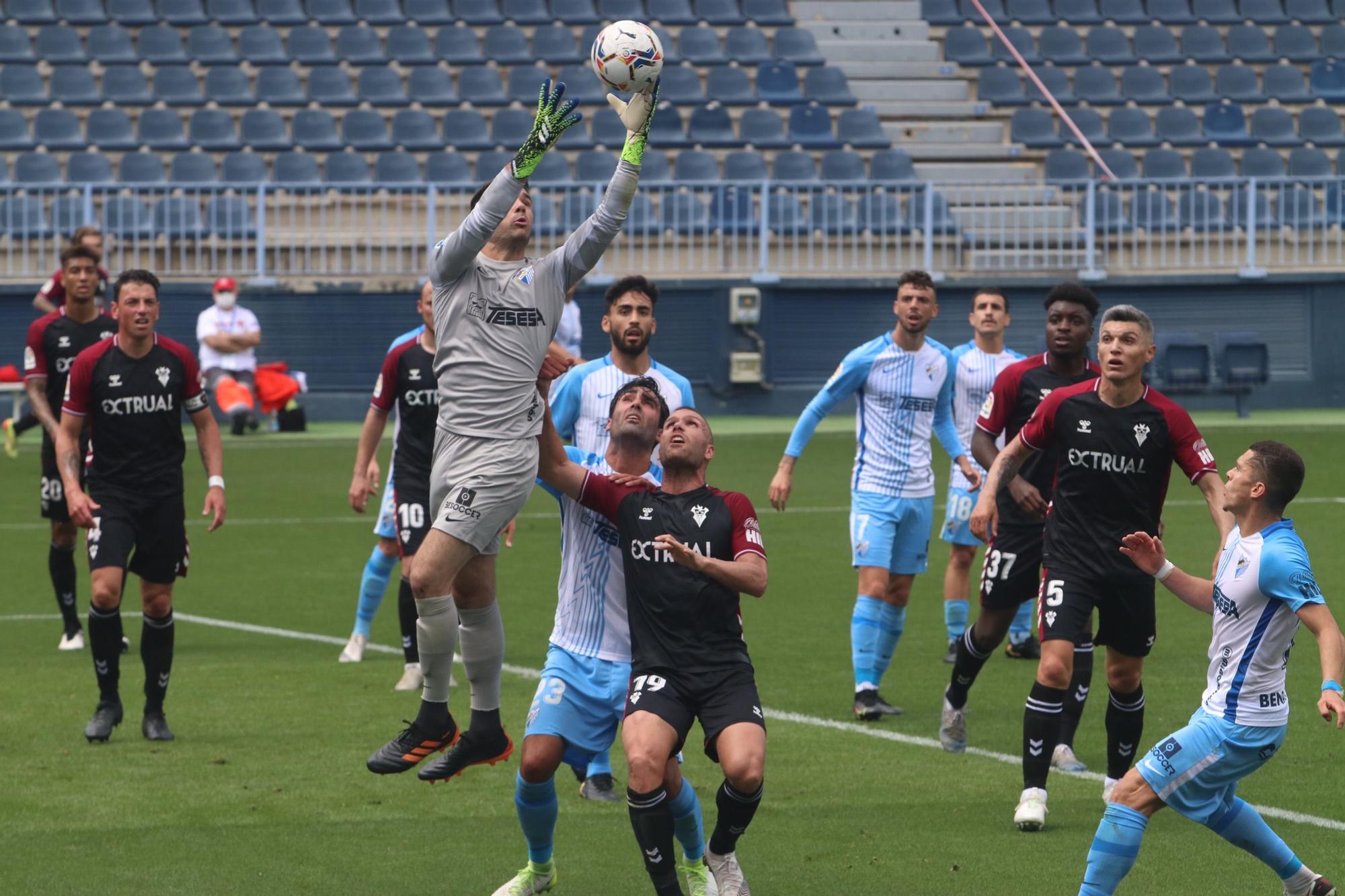 Las imágenes del Málaga CF - Albacete Balompié de LaLiga SmartBank