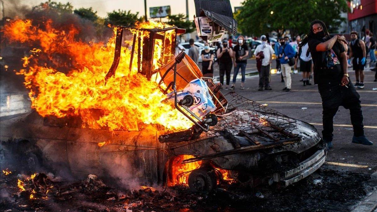 Disturbios durante una protesta por la muerte de George Floyd, en Minneapolis