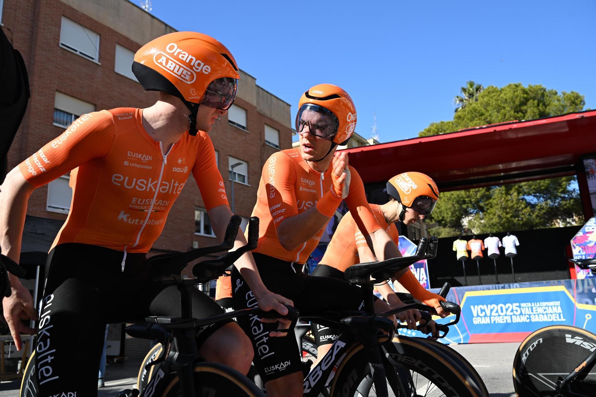 Las mejores imágenes de la primera etapa de la Vuelta Ciclista a la Comunidad Vlenciana