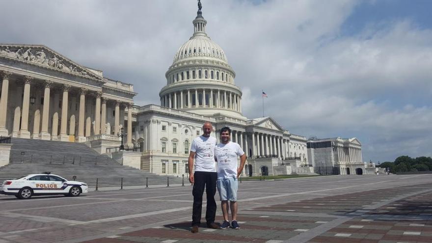 Los dos exalumnos de la Escola de Cantería ya trabajan en el Capitolio