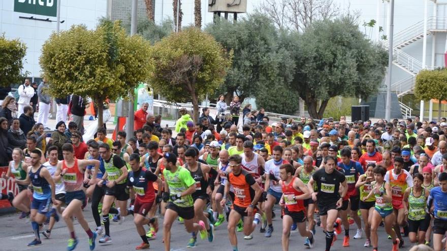 Salida de la prueba de 5 y 10 kilómetros Ciudad de Elda.