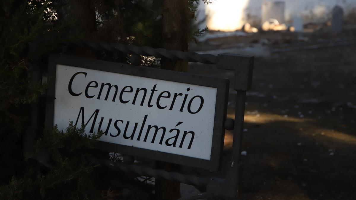 Cementario musulmán dentro del camposanto de la Salud.