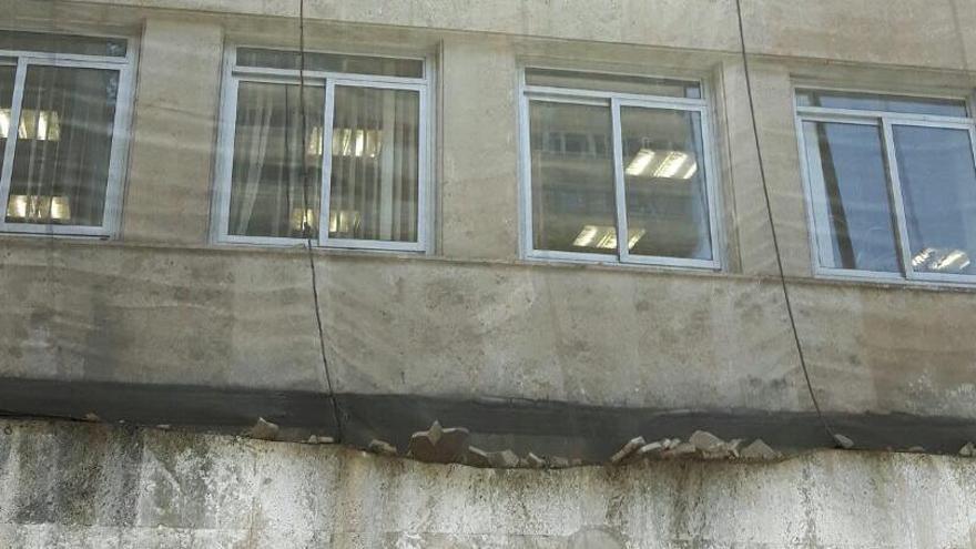 El Cabildo asume la reparación definitiva de la fachada del Hospital del Pino