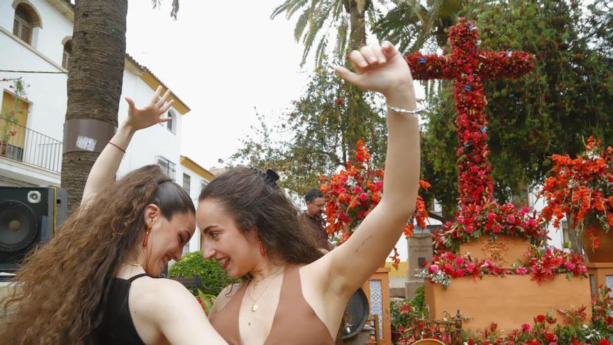 Las cruces de mayo de La Soledad, AVV Cañero Nueva y Acpacys ganan los primeros premios