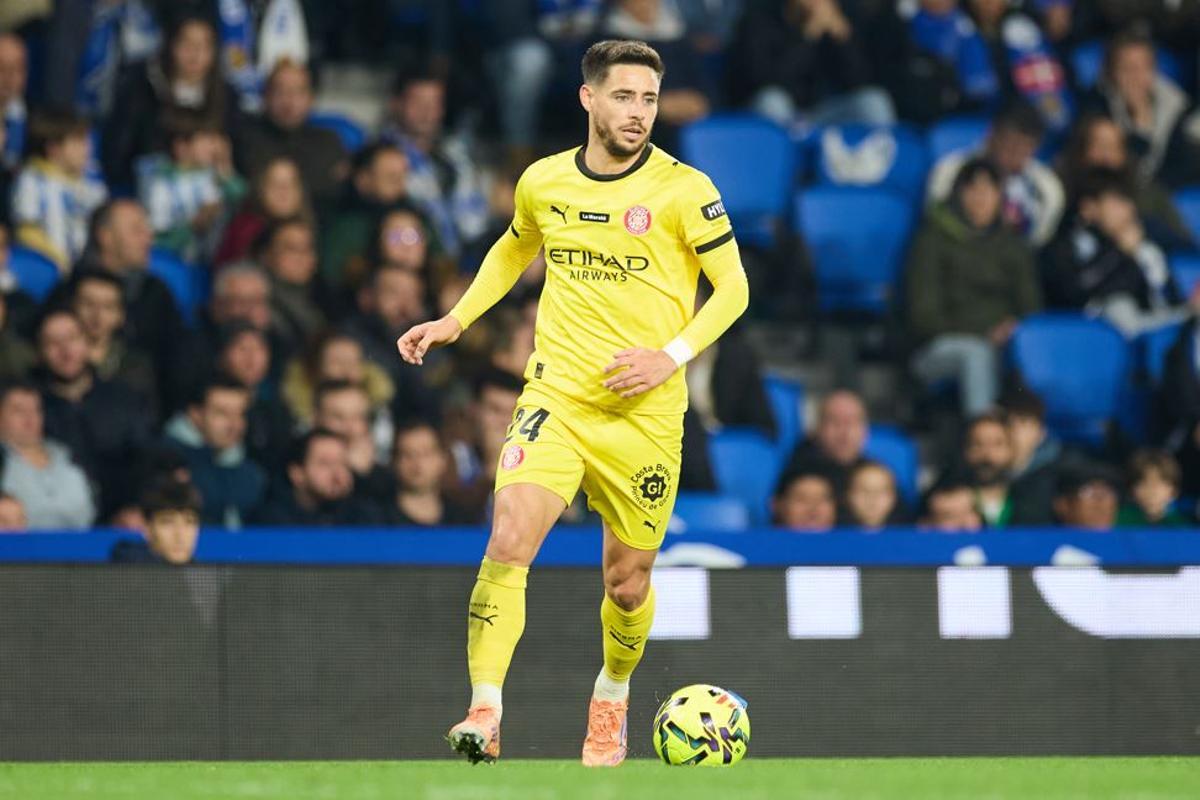 Àlex Moreno, en un partit amb el Girona.