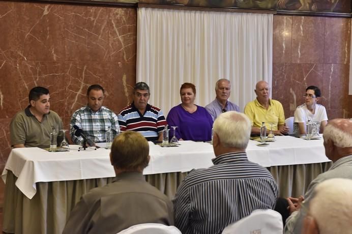 Presentación de la luchada homenaje al Pollo de ...