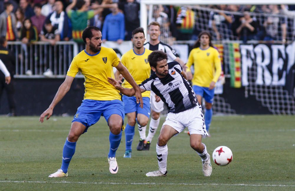 Victoria del Castellón con homenaje a Dragomir Racic