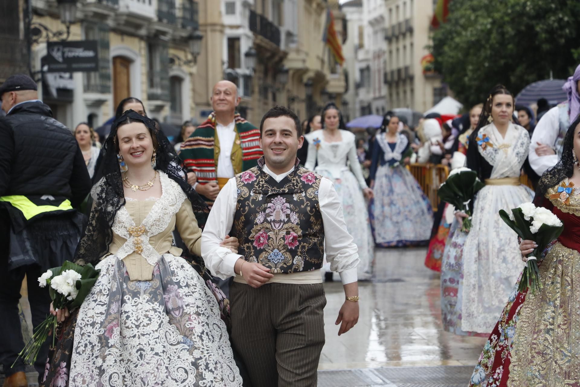 Búscate en el primer día de Ofrenda por la calle Quart (entre las 15.30 y las 17.00 horas)
