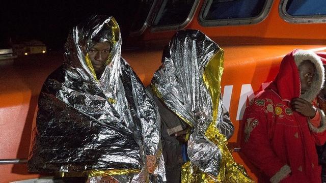 Llegada al puerto de Motril (Granada) de inmigrantes rescatados por Salvamento Marítimo, el 29 de noviembre.