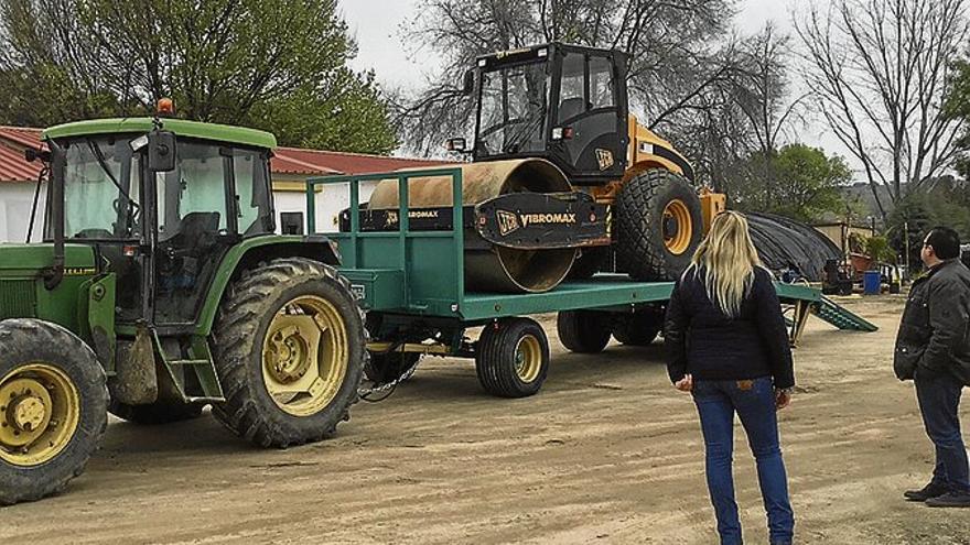 El consistorio adquiere un camión góndola para el transporte de maquinaria agrícola