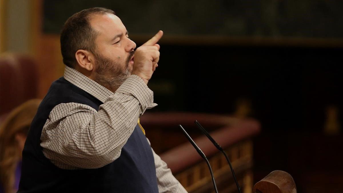 Joan Mena en un Pleno del Congreso de los Diputados