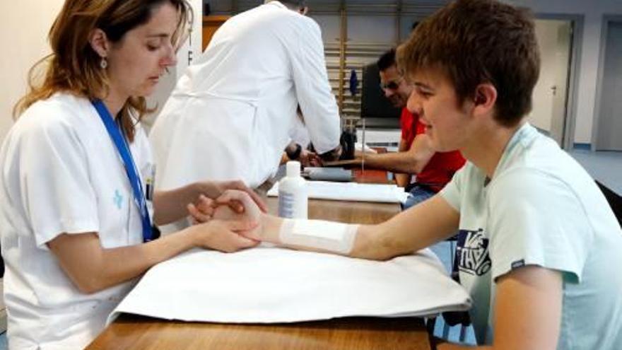 Vuit de cada deu estudiants de Fisioteràpia a Girona són francesos