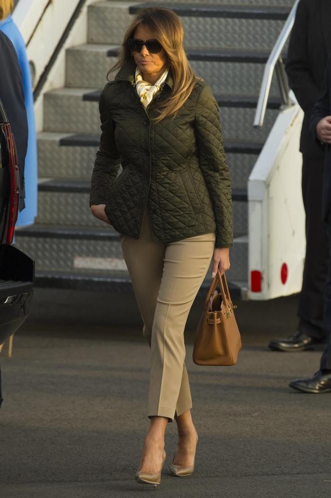 Melania Trump a su llegada a Escocia de viaje oficial
