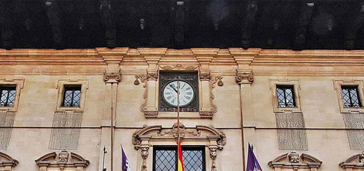 El reloj del Ayuntamiento fue electrificado en 1978.