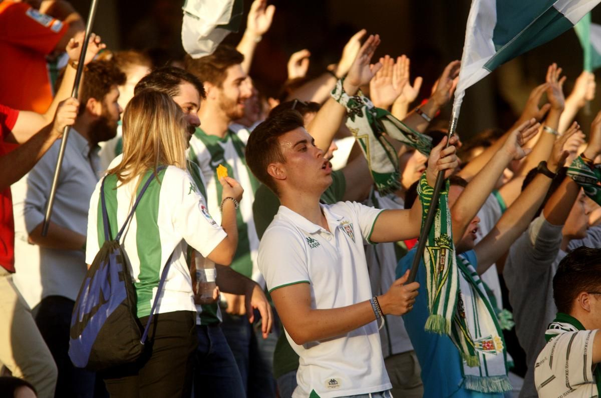 La afición cordobesista en el partido contra el Alarcón