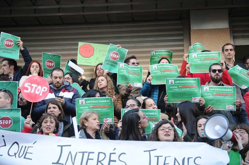 Los interinos dicen 'no' a las oposiciones a maestro