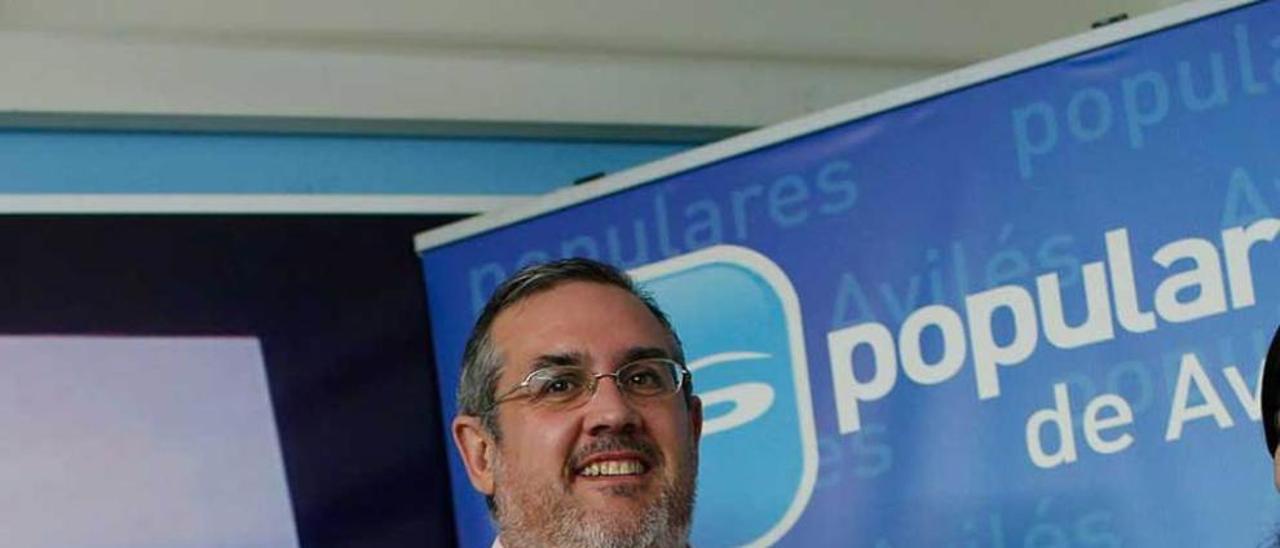 Alfonso Araújo, en la sede del PP.