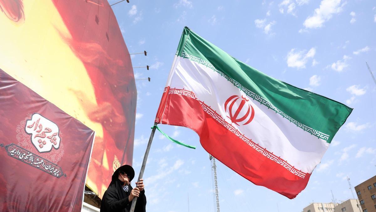 Irán evalúa atacar objetivos militares en Europa si Trump intensifica la guerra, segun el ‘Financial Times’