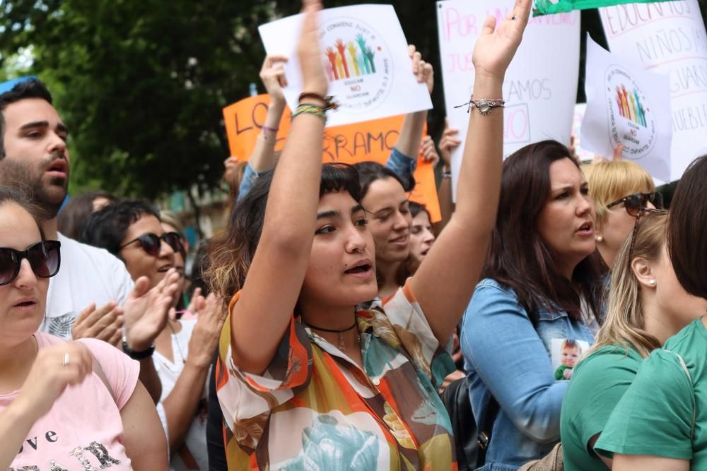 Las trabajadoras de las escoletes se movilizan para pedir un sueldo digno