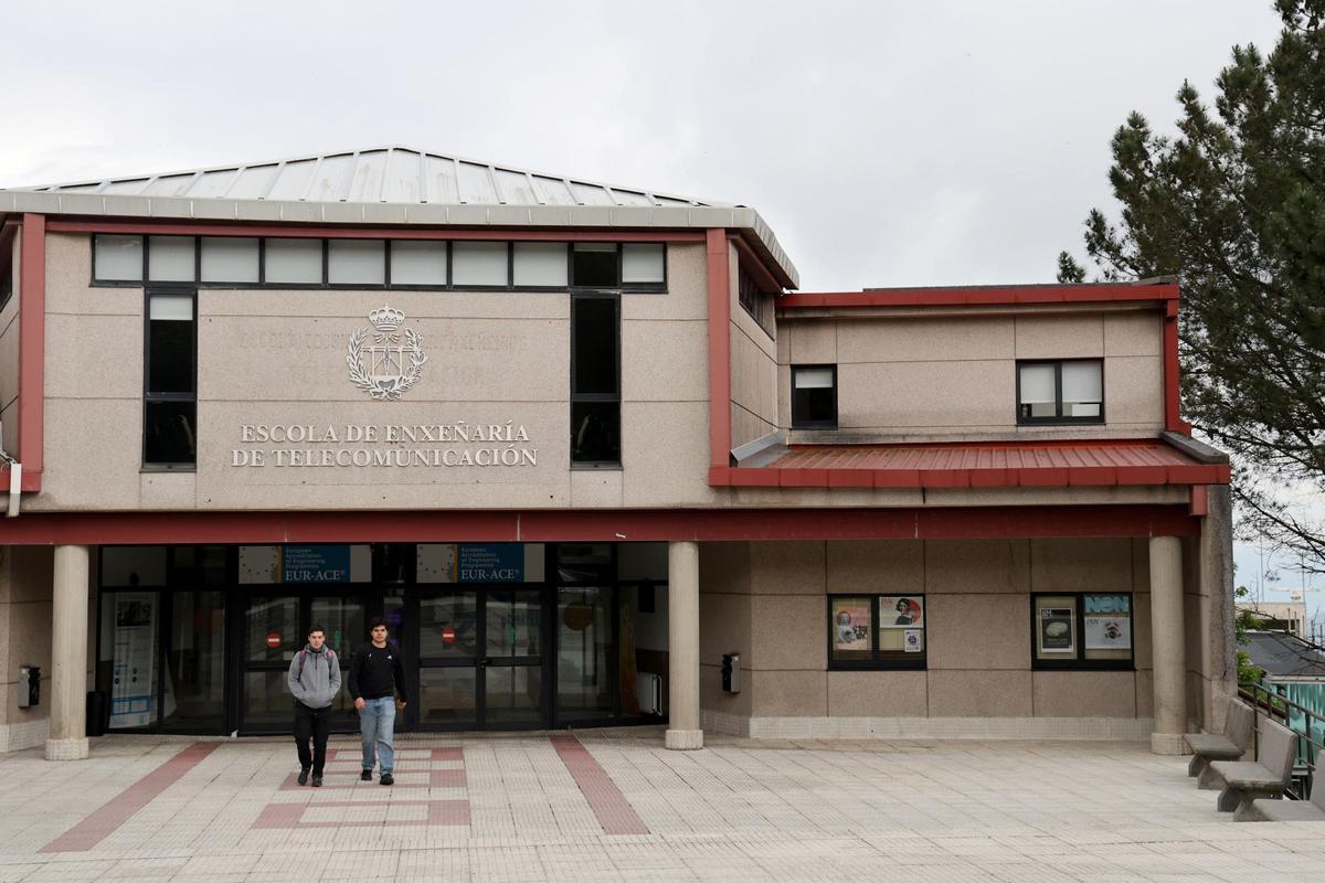 Escuela de Ingeniería de Telecomunicación, en el campus de As Lagoas-Marcosende.