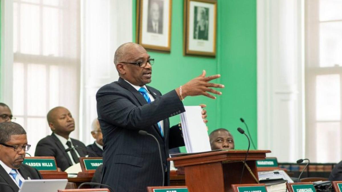 hubert-minnis-bahamas-primer-ministro