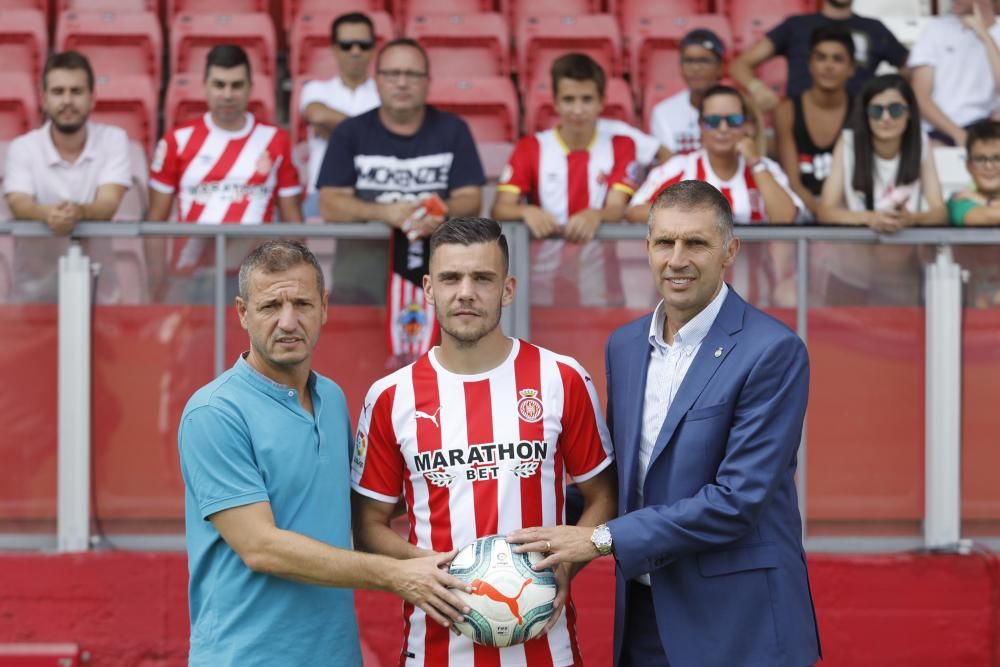 El nou jugador del Girona Àlex Gallar promet «treball i ganes» a Montilivi