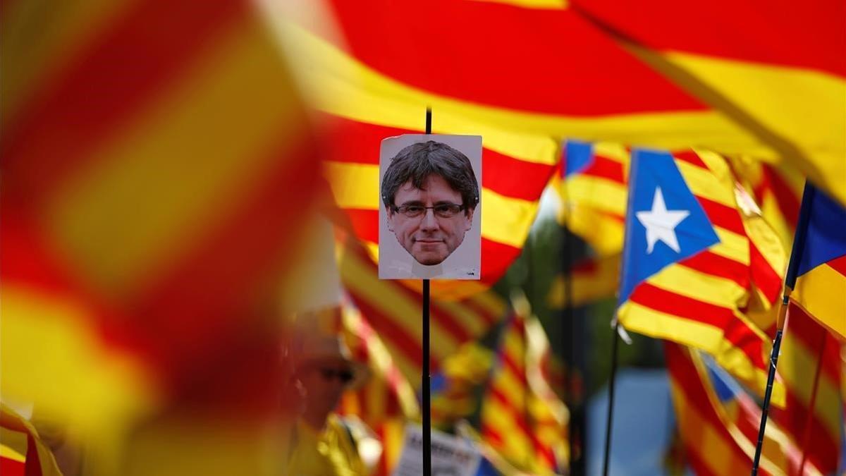 Pancarta a favor de Carles Puigdemont el pasado 2 de julio en Estrasburgo