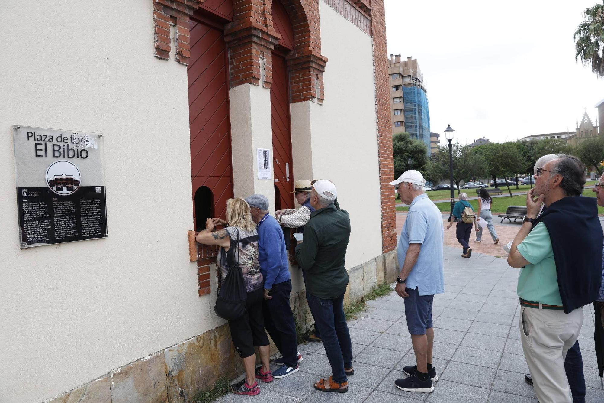 El inicio de la renovación de abonos de la feria taurina de Gijón, en imágenes